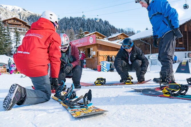 1-Day Beginner Snowboard Package in Grindelwald - What the magic carpet ticket really includes