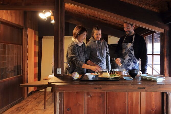 1-Day Ski Tour Package from Nagano Station - Six hours and fifteen minutes on the slopes