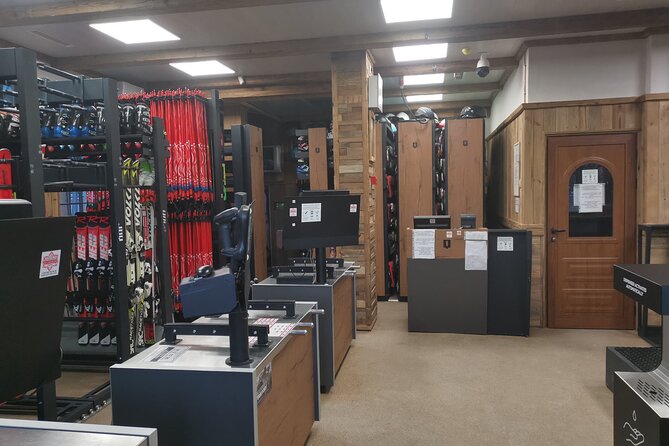 4 days Ski equipment rental in Borovets - Drying, lockers, and the extras worth considering