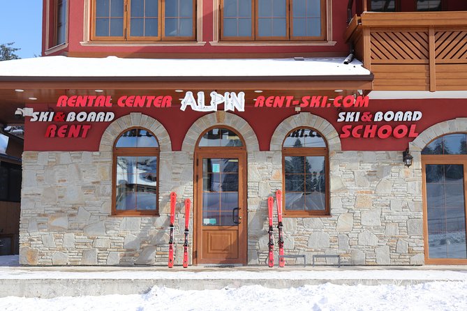 5-Day Ski Equipment Rental in Borovets - Space, lockers, and daily comfort