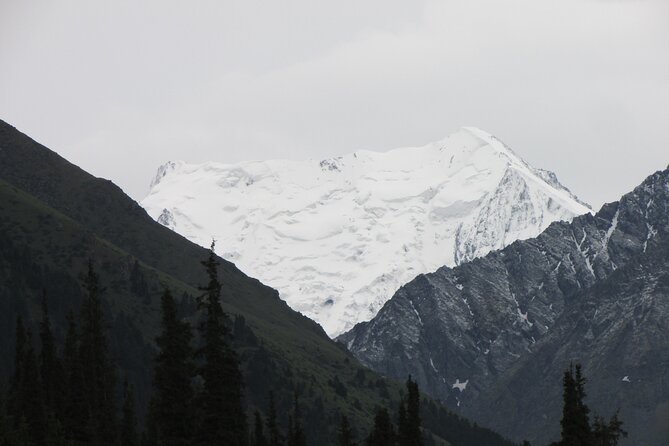 5 days sightseeing and skiing trip in Kyrgyzstan - Day 3: Skiing above Karakol