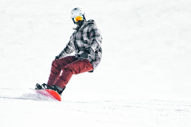 Adult and Youth Snowboard Rental Packages in Breckenridge - Transport to the shop and mountain