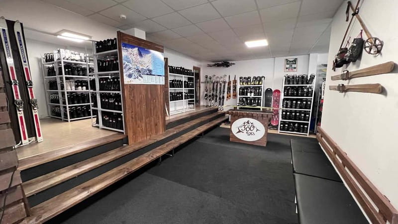 Bansko: Ski and Snowboard equipment rental - Free overnight storage and the practical payoff