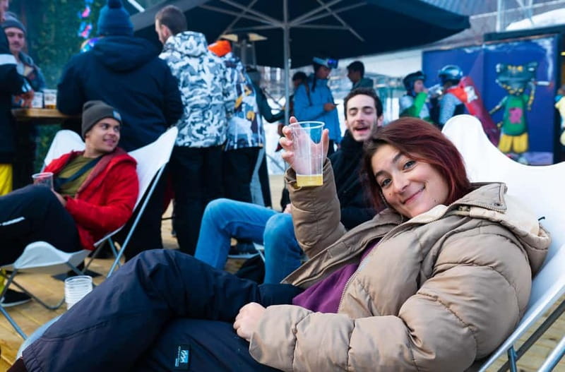 Barcelona: Andorra Ski Weekend - Saturday on skis or a snowboard