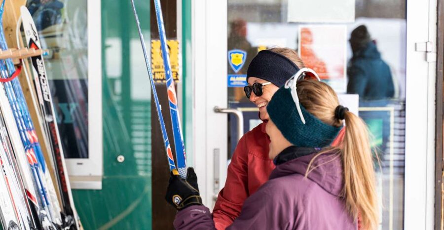 Breivikeidet: Cross-Country Skiing & Husky Visit - Practical tips for a smoother day