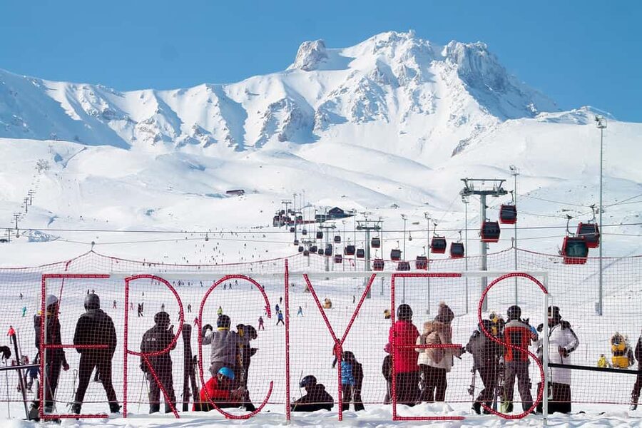 Cappadocia: Mount Erciyes Skiing and Snowboarding Tour - From your hotel to the foothills of Kayseri
