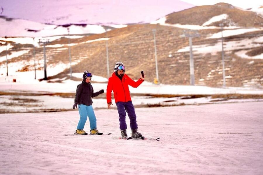 Erciyes Ski Tour with Professional Trainer From Cappadocia - Choosing skis, boots, and safety gear