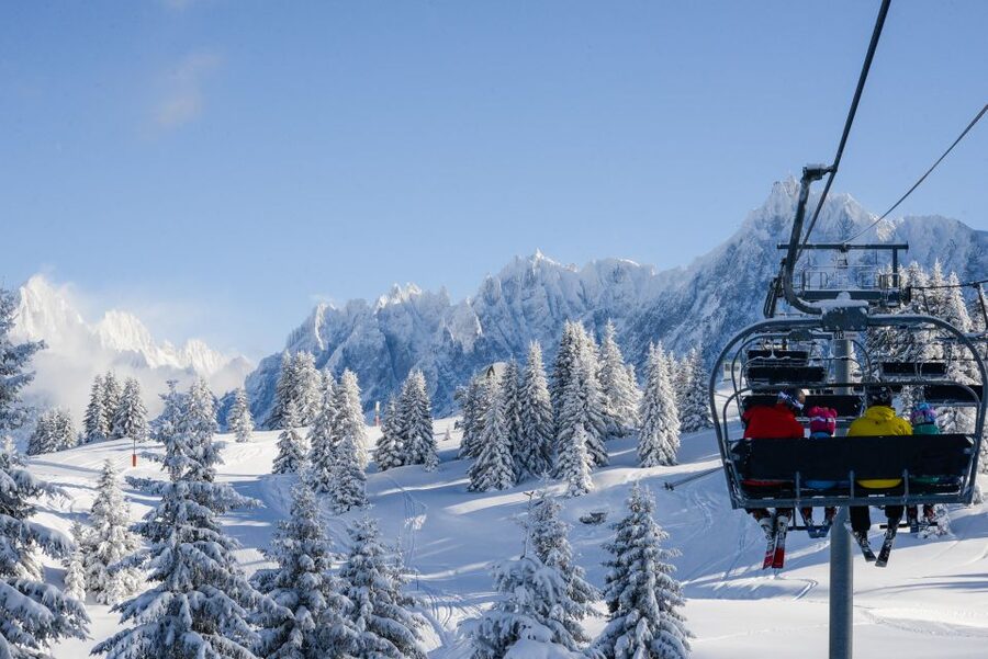 From Geneva: Chamonix Full-Day Ski Trip - What the ski day actually feels like