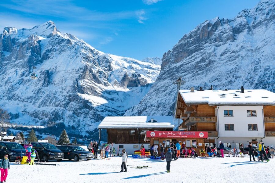 From Interlaken: Grindelwald Beginners Snowboarding Lesson - Why Bodmi Works for First-Time Snowboarders