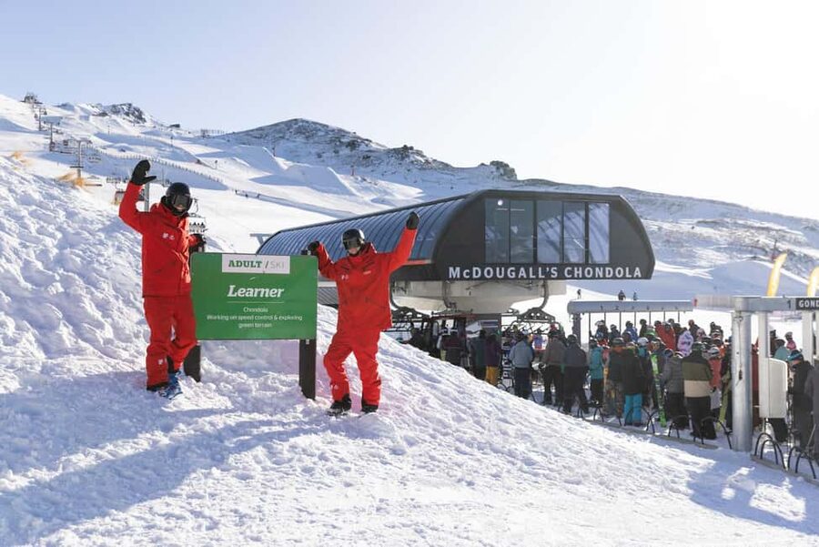 From Queenstown: Cardrona First Timer Ski or Snowboard - Getting from Queenstown to the snow