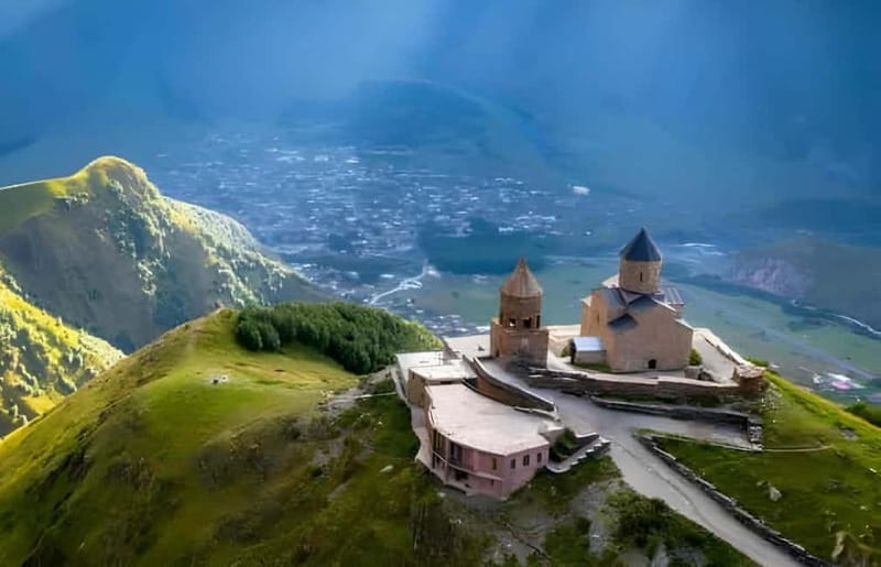 From Tbilisi: Gudauri Ski Resort or Kazbegi Day Tour - The important choice at Gudauri Ski Resort