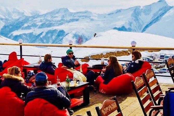 Gudauri ski tour (Group Tour) - Ananuri Fortress and the Aragvi River setting