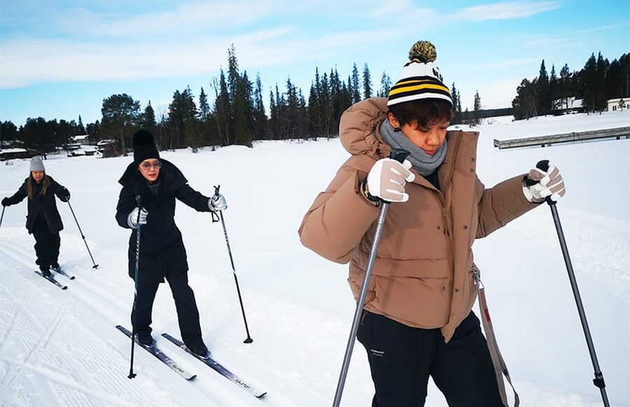 Kiruna: Cross-Country Skiing Tour with a Guide - Finding your balance on cross-country skis