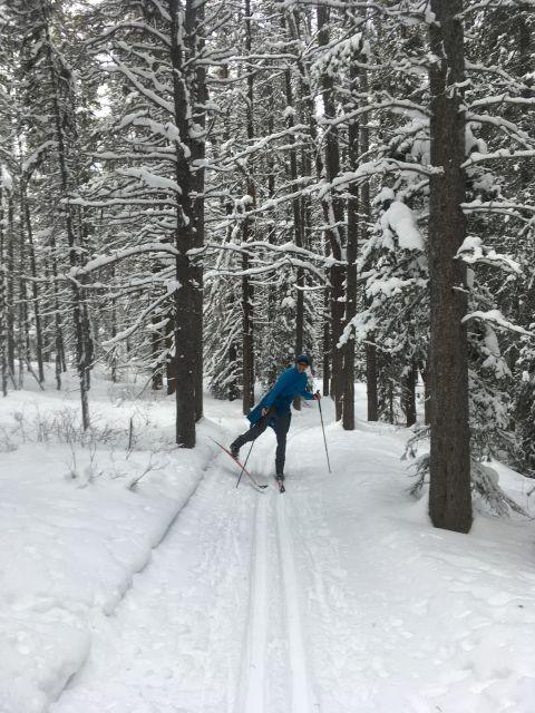 Lake Louise: Cross Country Skiing Lesson with Tour - What to wear for five hours in winter