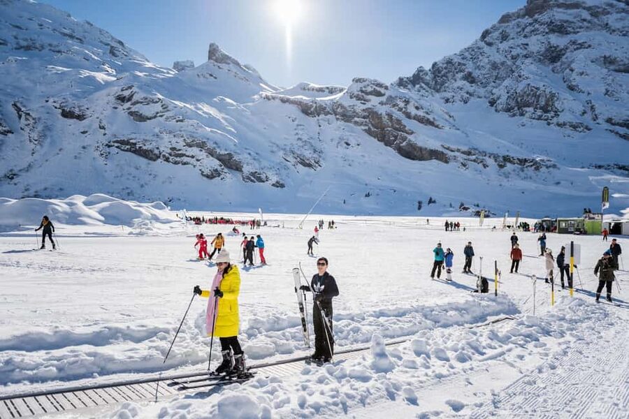 Lucerne: Titlis Beginner Ski Day Snow Experience - From Lucerne to Engelberg by comfortable coach