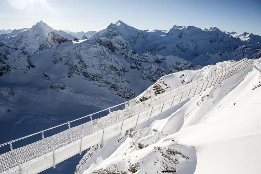Lucerne: Titlis Beginner Ski Day Snow Experience - What the beginner ski lesson really offers