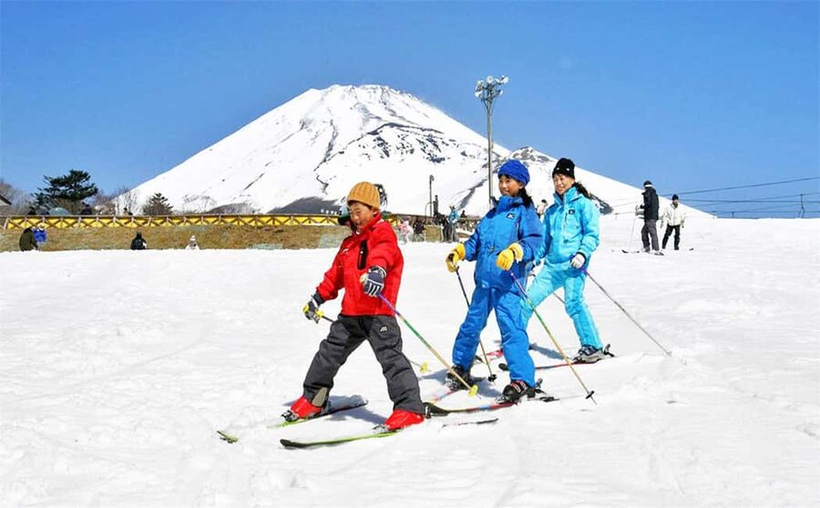 Mt. Fuji Skiing Experience- YETI Ski Resort & Onsen Day Trip - Key points to know before booking
