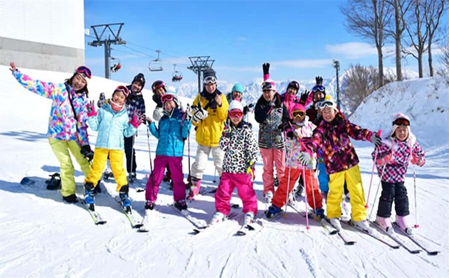 Mt. Fuji Skiing Experience- YETI Ski Resort & Onsen Day Trip - The return to Tokyo and the real time commitment