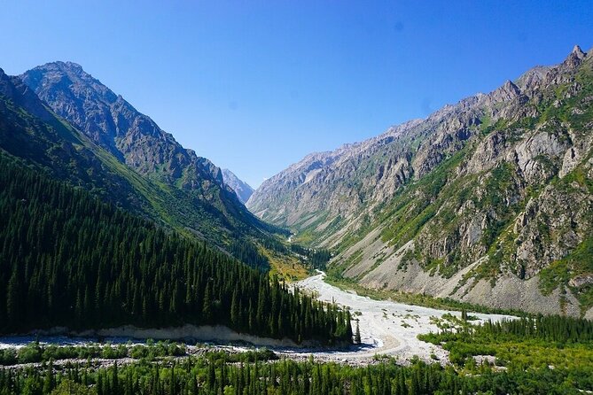 National park Ala-Archa & Chunkurchak ski base resort - Chunkurchak: cable cars, a sky bridge, and an optional zip line