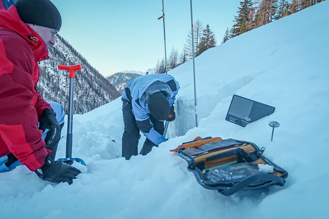 One Day Ski Touring Workshop - Using beacons, probes, and shovels correctly