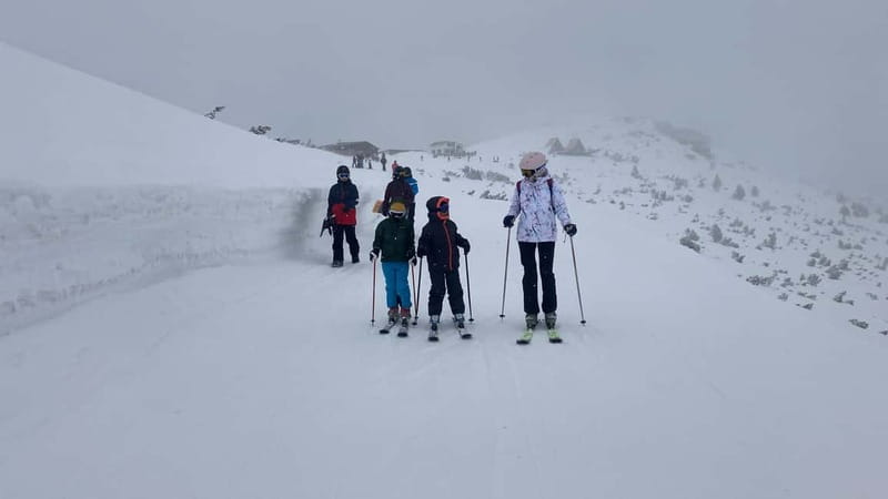 Private-(group) ski or snowboard lessons in Borovets - A private start at Hotel Rila