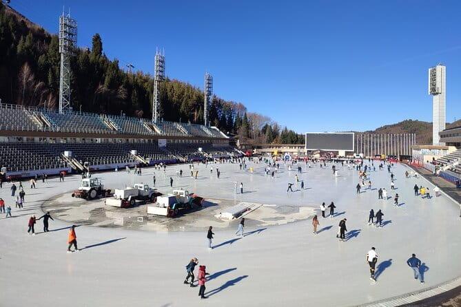 Private high mountain ice rink Medeo and ski resort Shymbulak tour - Who should book this Medeo and Shymbulak outing