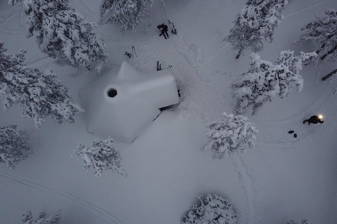 Private Northern Lights Tour With Skis Or Snowshoes in Pyhä - What the three-hour route includes