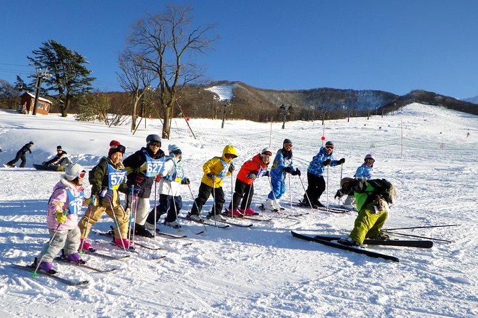 Private ski lesson for family or group(Transport included ) - The morning meeting at Mori-no-Kuni