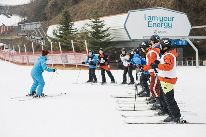 Private Ski Tour(Lesson) near Seoul at Elysian Gangchon Resort - The family question: children must be over six