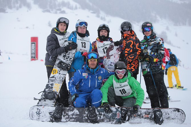 Private Snowboard Lessons - Equipment and ski passes are separate