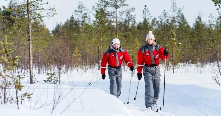 Rovaniemi: Cross-Country Skiing Adventure with Guide - Getting fitted with skis and thermal overalls