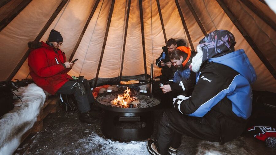 Rovaniemi: Lapland Ski Trekking Safari - Forest trails, hills, and fresh snow