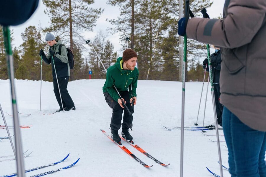 Saariselkä: Cross-Country Skiing for beginners - Learning the classic stride on groomed tracks