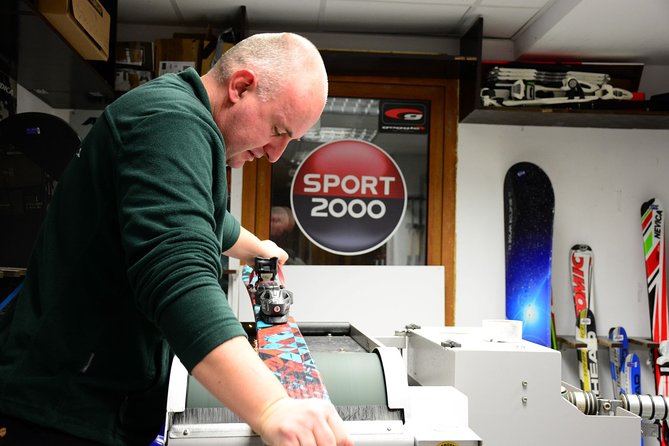 Ski and Snowboard Equipment servicing in Bansko - Key points before you hand over your skis