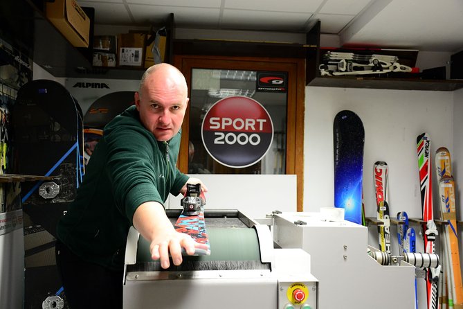 Ski and Snowboard Equipment servicing in Bansko - What happens at the Pirin Street shop