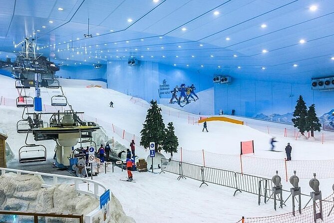 Ski Dubai Tickets with Optional Transport - Choosing the slope or Snow Bullet