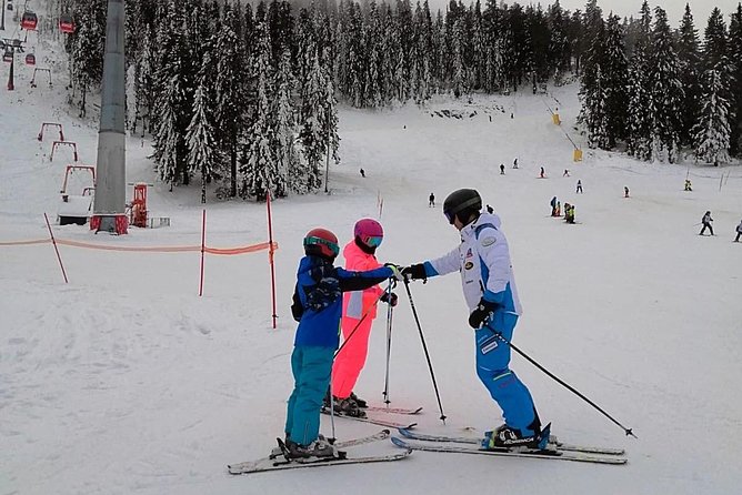 Ski / Snowboard Lessons on the Slopes of Poiana Brasov - Who will get the most from this lesson