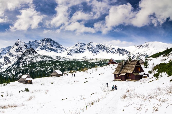 Skiing / Snowboarding & Therms in the Tatra Mountains - Two hours at Kotelnica