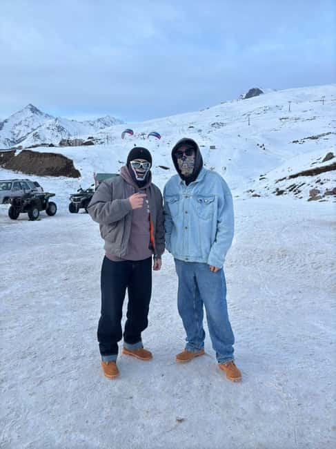 Tbilisi: 2-Day Gudauri Ski Resort Private Tour - The Friendship Monument and the first mountain views