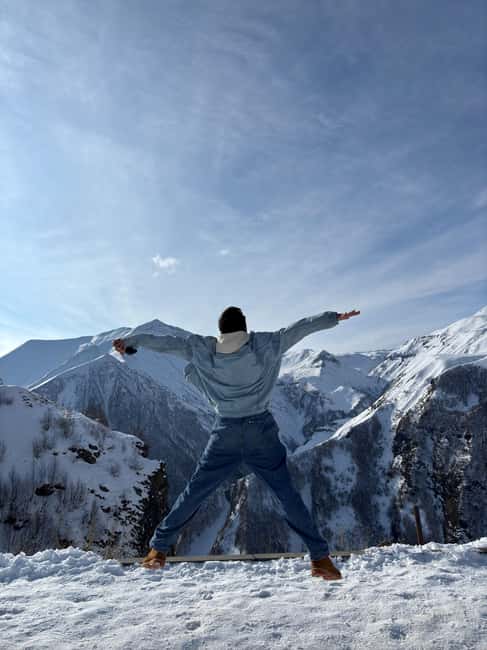 Tbilisi: 2-Day Gudauri Ski Resort Private Tour - Honey tasting and the road to Pasanauri