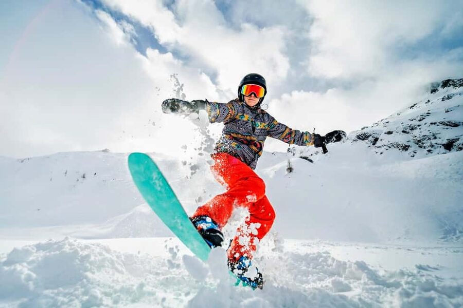 Tbilisi: Gudauri Ski Resort & Ananuri. Day Trips with Guide - Gudauri: three hours at the ski resort