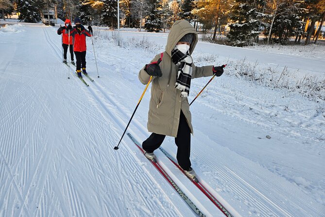 Traditional Sight-Skiing Experience in Kemi - Clothing, light, and cold-weather comfort