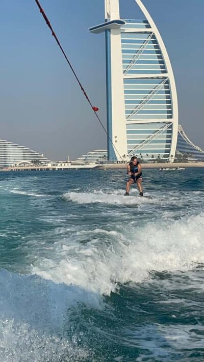 WakeBoard : Ski on the Dubai Sea Water on Wakeboard